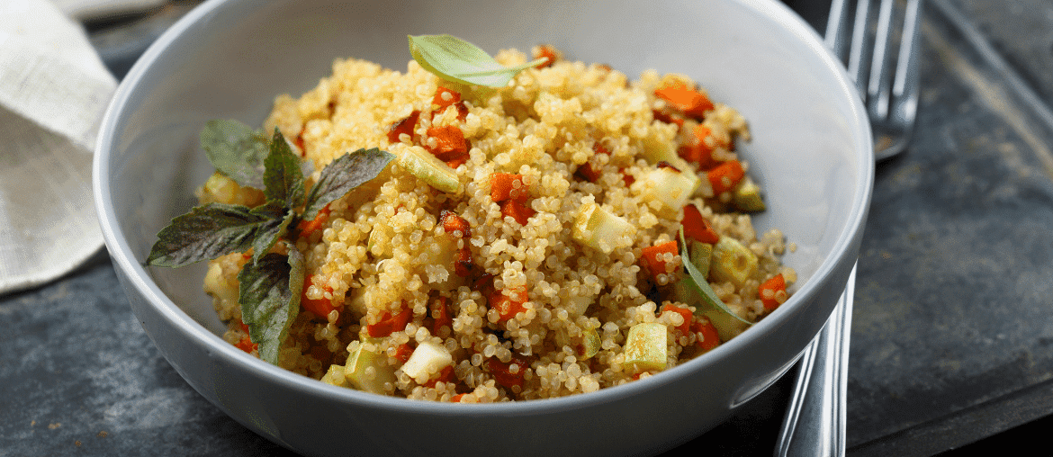 Cinnamon-Quinoa Breakfast Bowl